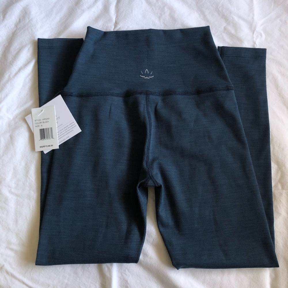 Beyond Yoga Heather Rib High Waisted Midi Legging